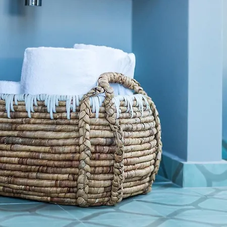 Bed & Breakfast La Maison Bleue Algarve *